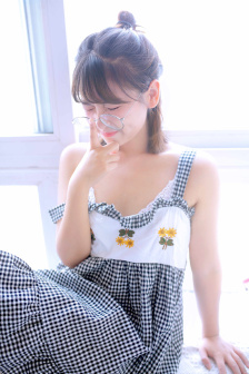 宝宝腰好会扭用力一蹭就疼